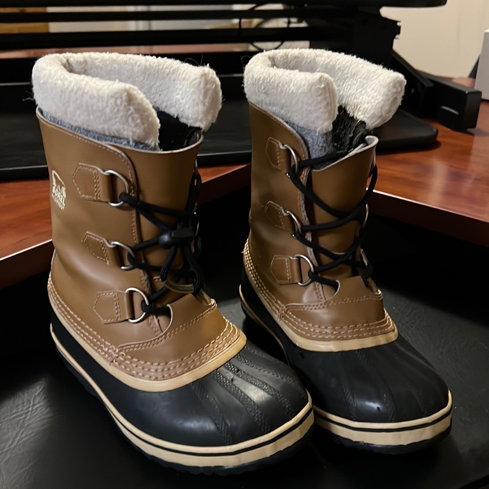 Sorel Waterproof Leather Boots Size 4